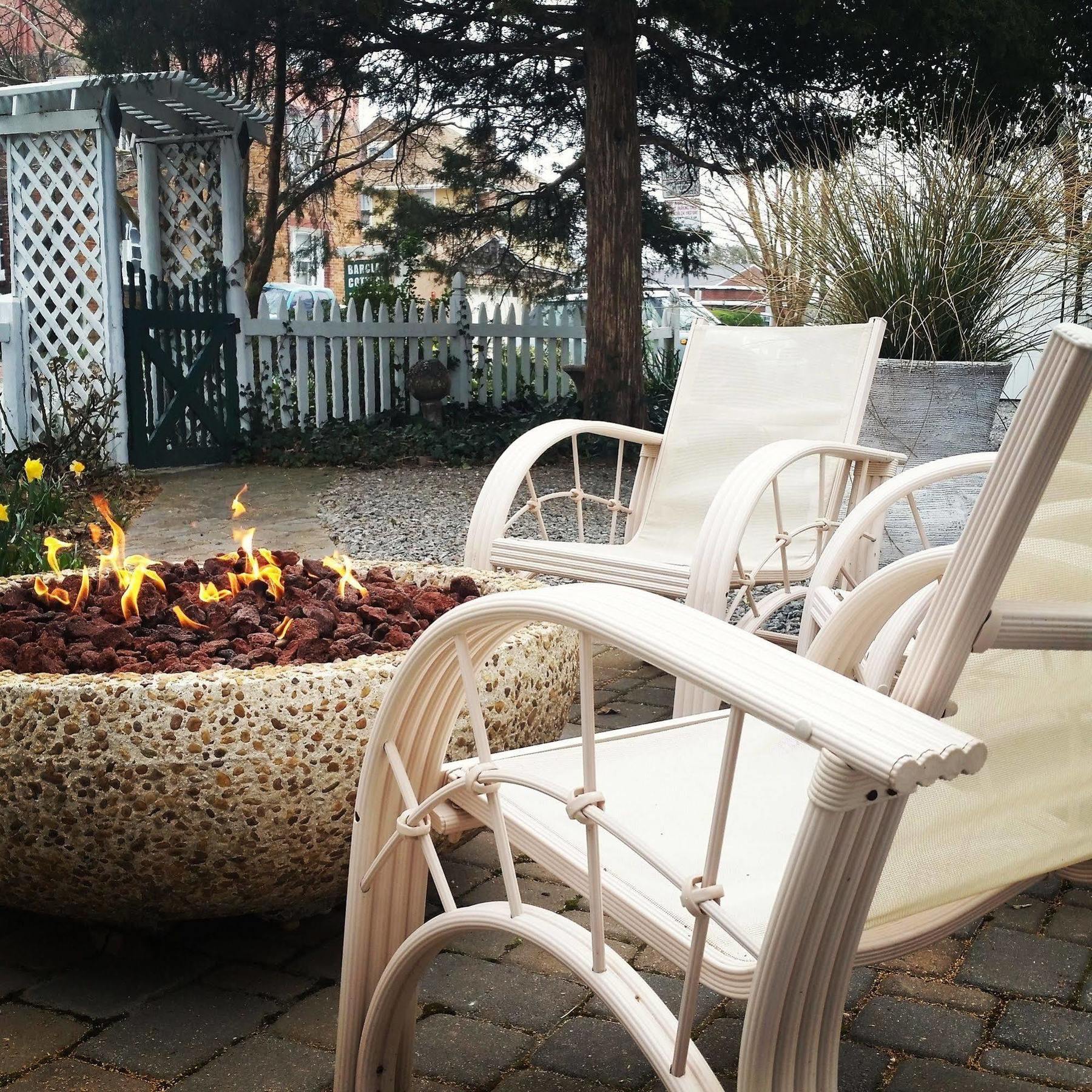 Barclay Cottage Bed And Breakfast Вирджиния-Бич Экстерьер фото