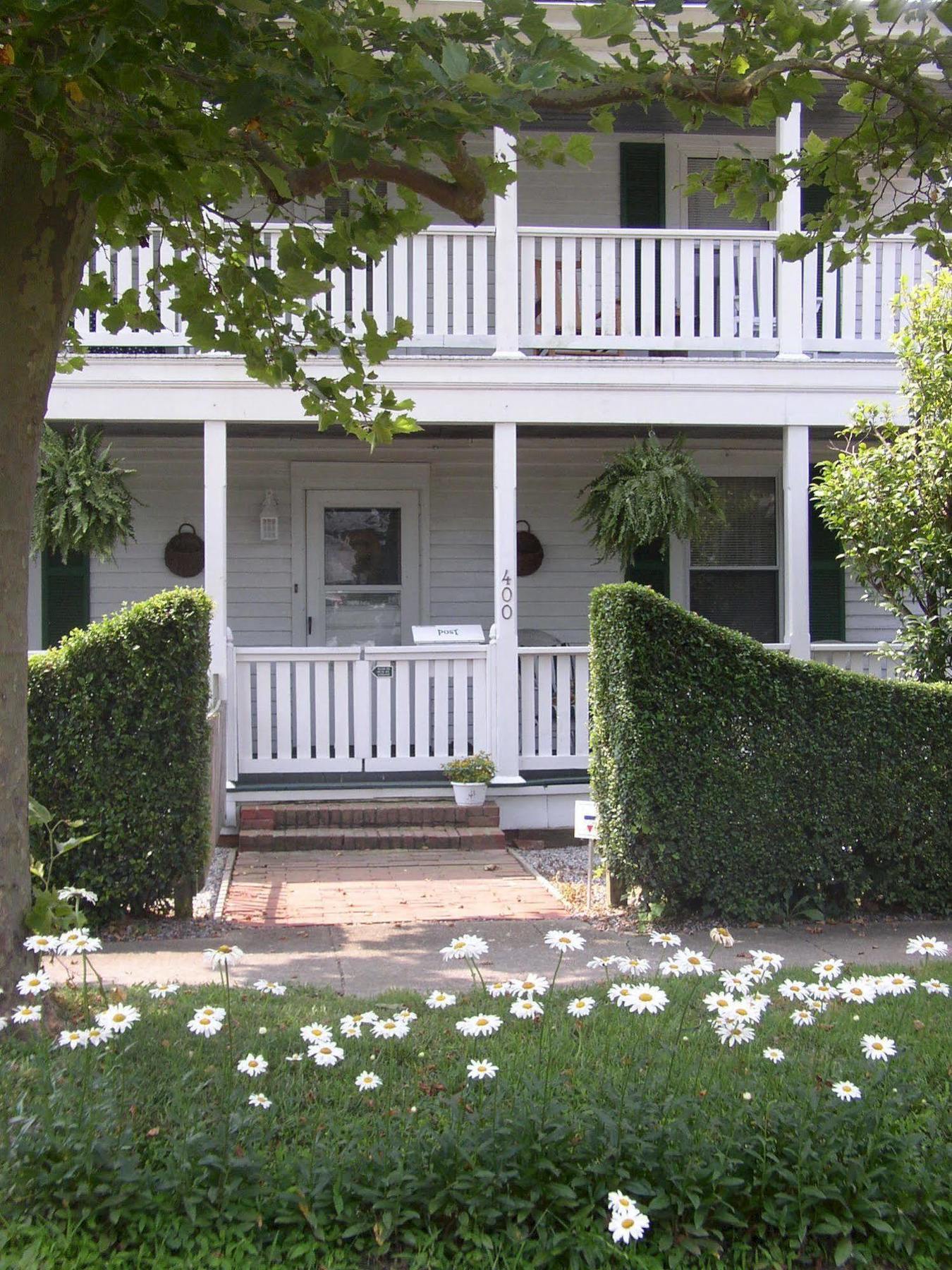Barclay Cottage Bed And Breakfast Вирджиния-Бич Экстерьер фото