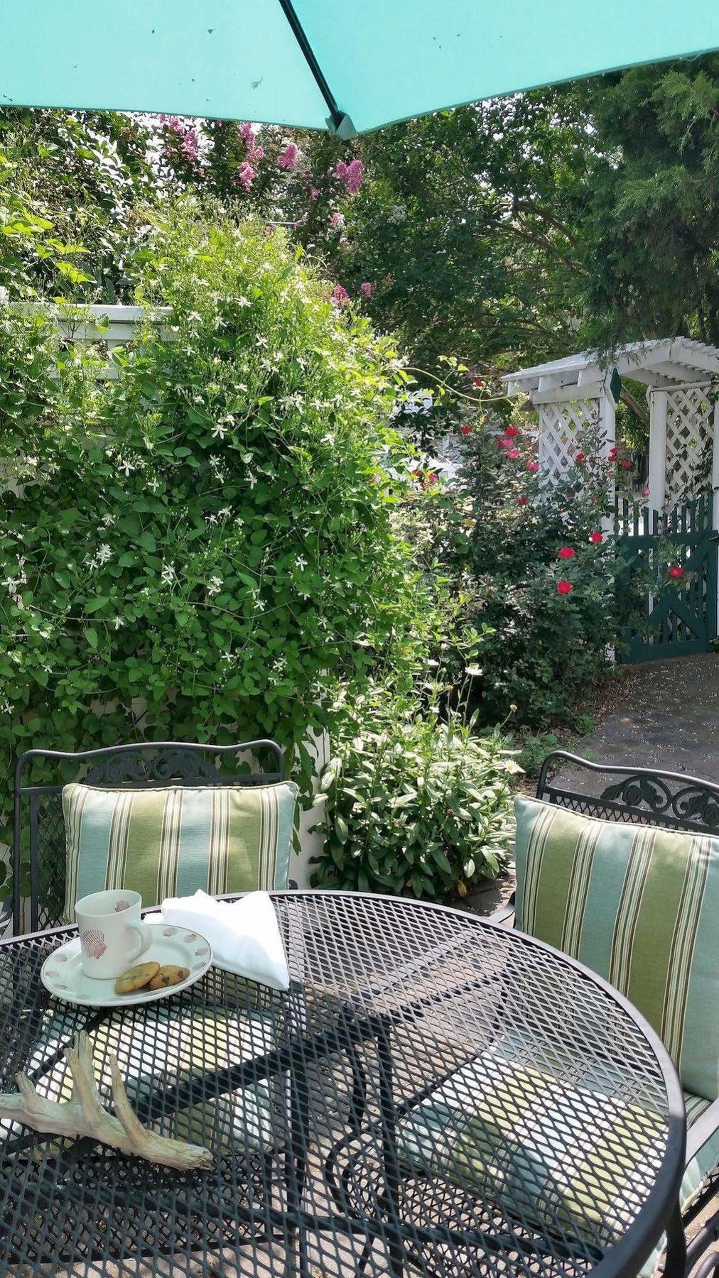 Barclay Cottage Bed And Breakfast Вирджиния-Бич Экстерьер фото